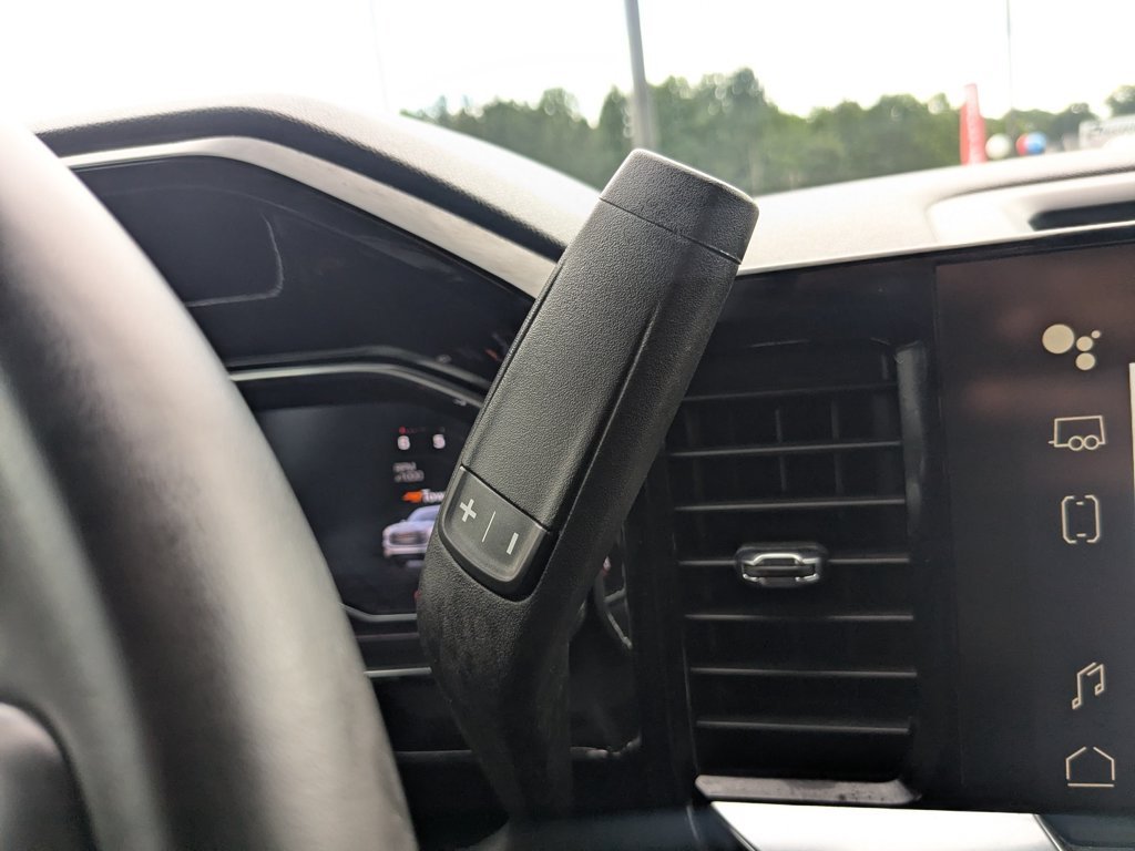 Used 2024 Onyx Black GMC Elevation image 19