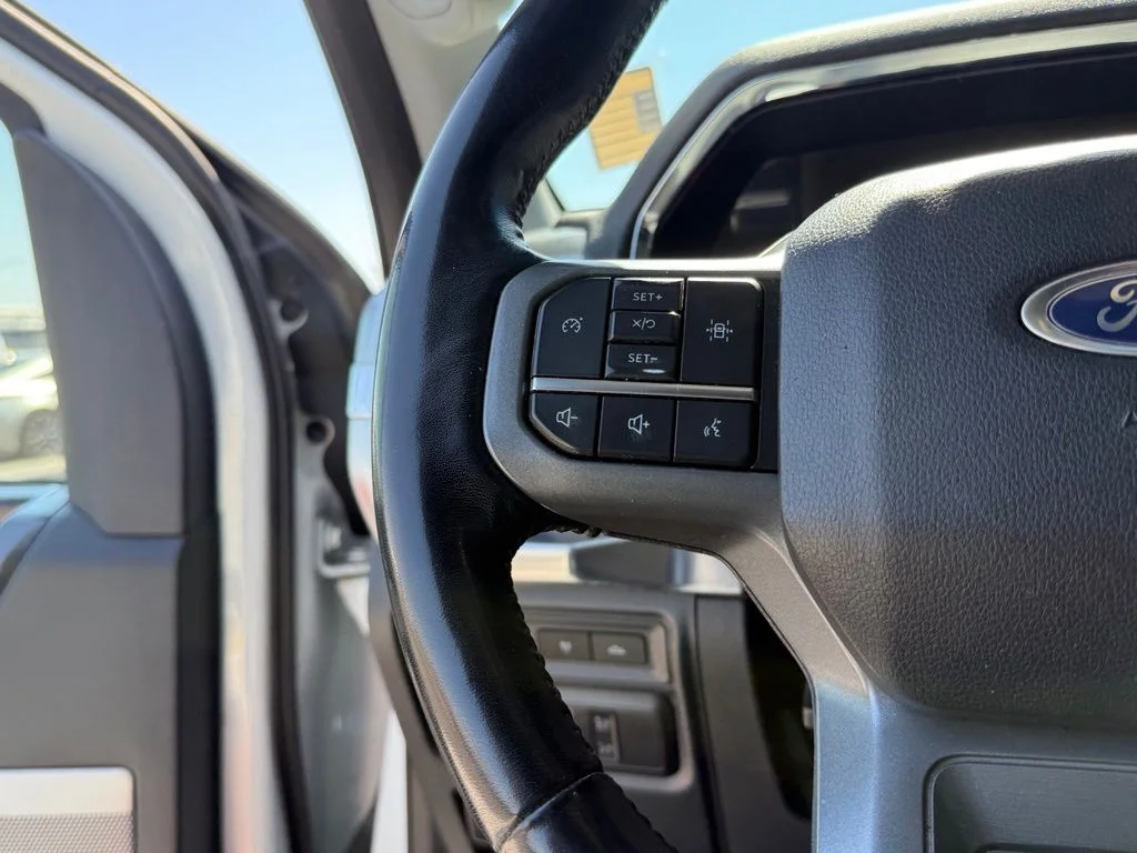 Used 2021 White Ford Lariat image 21