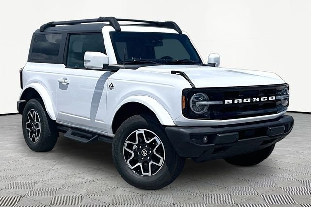 Used 2023 White Ford Outer Banks image 11