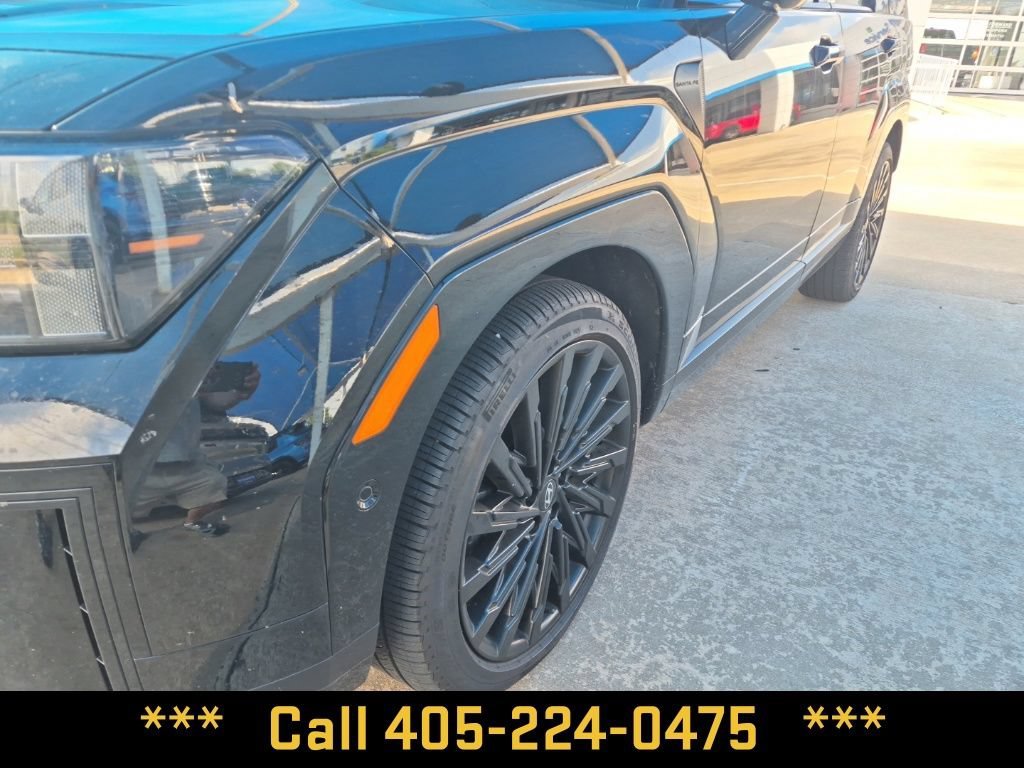 Used 2024 Black Hyundai Calligraphy image 4