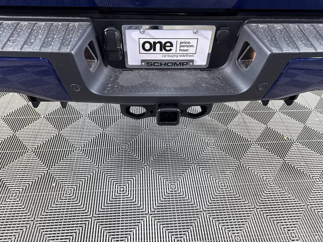 New 2026 Argon Blue Metallic Ford Lariat image 25