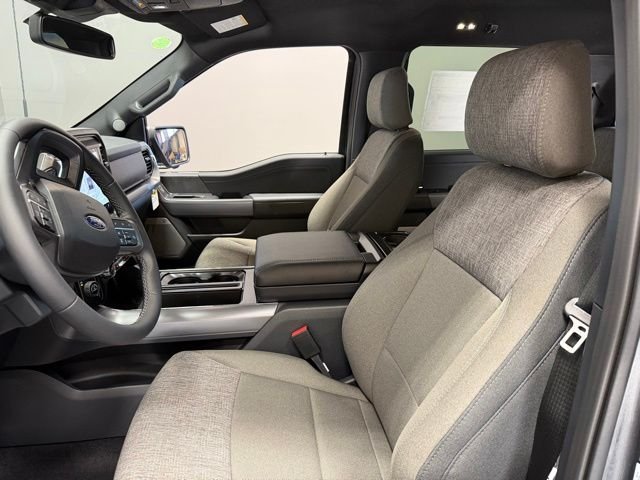 New 2026 Carbonized Gray Metallic Ford XLT image 16