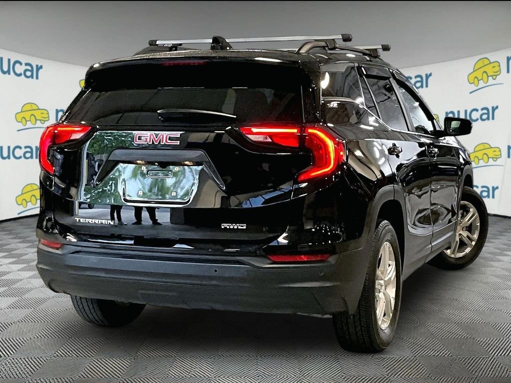 Used 2021 Black GMC SLE image 6