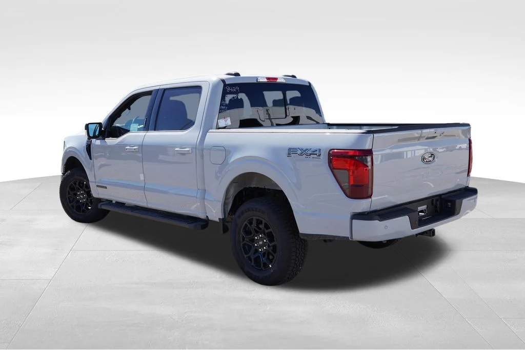 New 2026 Avalanche Ford XLT image 5
