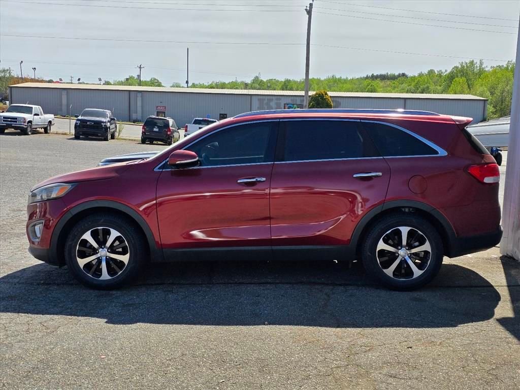 Used 2018 Red Kia EX image 9