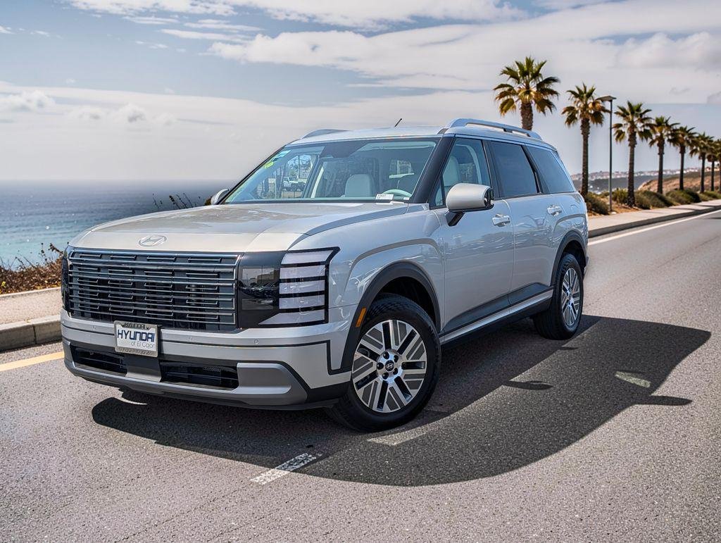 New 2027 Silver Hyundai Blue SEL 7P image 2