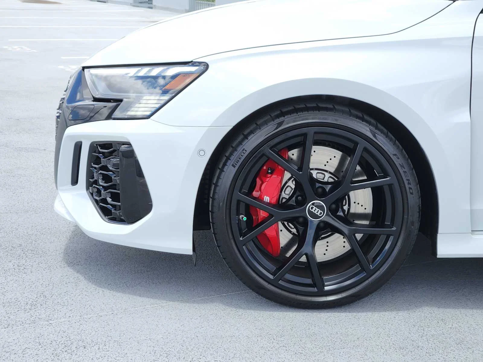 Used 2024 Glacier White Metallic Audi  image 9