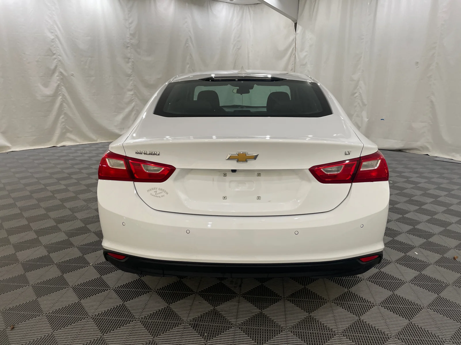 Used 2024 Summit White Chevrolet LT image 7