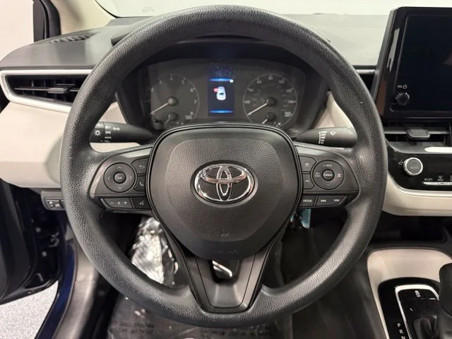 Used 2024  Toyota LE image 17