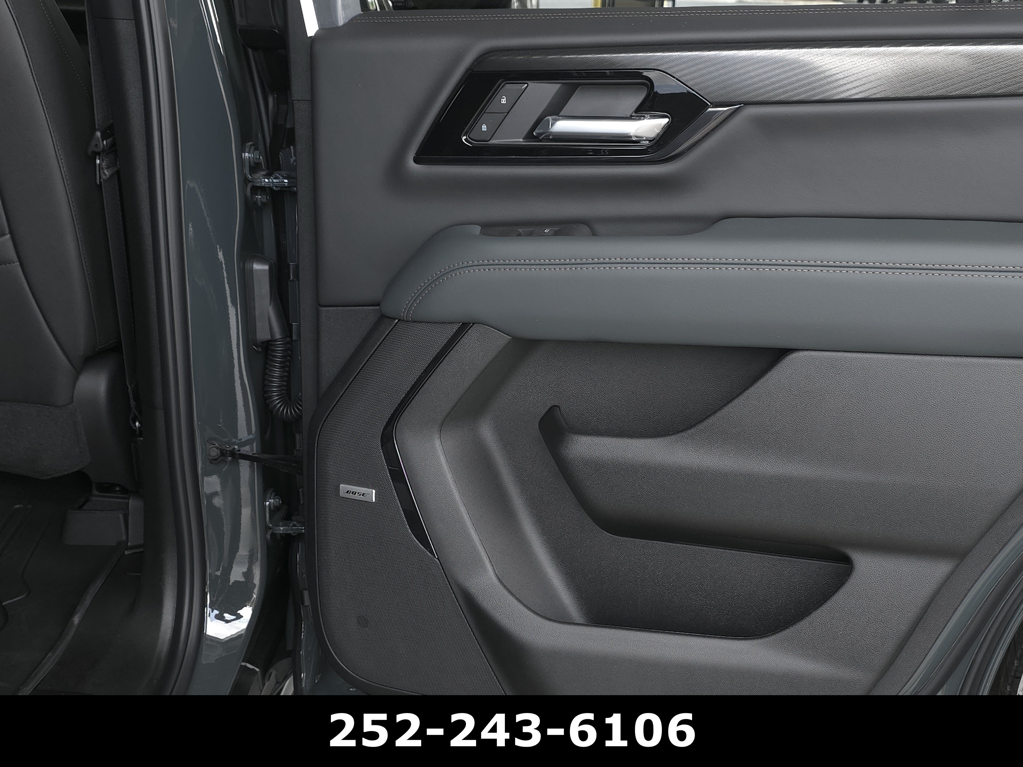 Used 2026 Midnight Pine GMC AT4 image 46