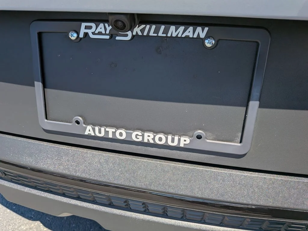 Certified Used 2025 Gray Kia X-Line image 26