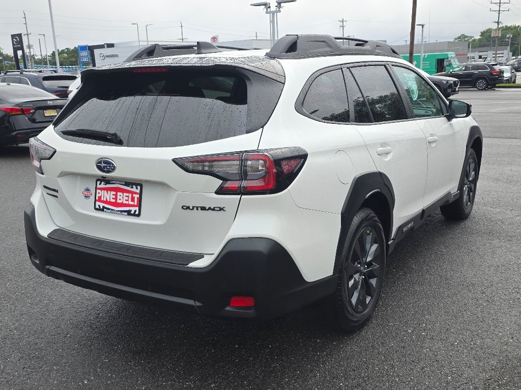 Used 2024 Crystal White Pearl Subaru Onyx Edition image 16