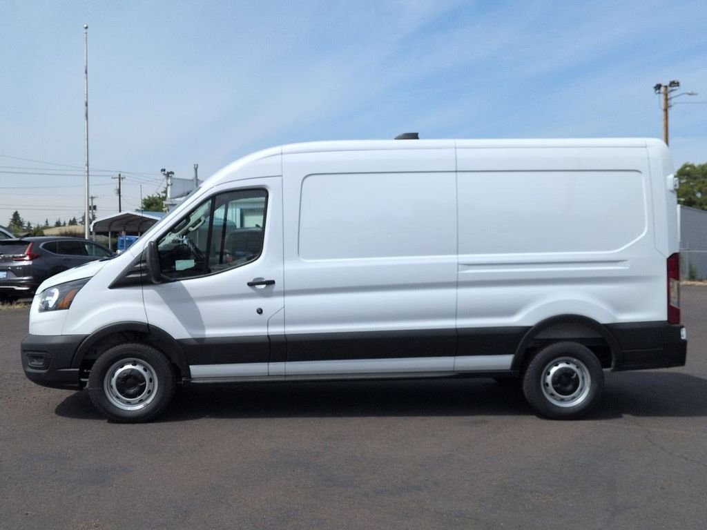 New 2026 Oxford White Ford Cargo Van image 42