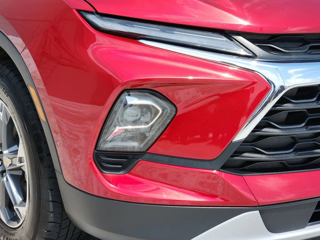 Used 2025 Radiant Red Tintcoat Chevrolet LT image 10