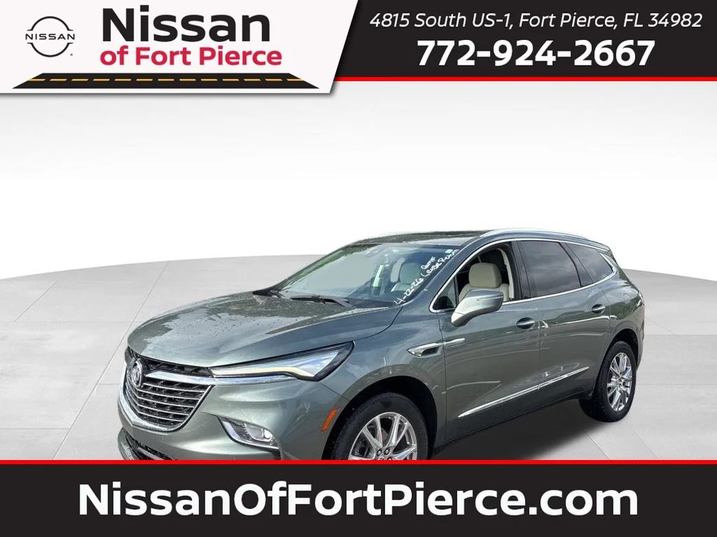 2023 Buick Enclave Essence AWD's photo