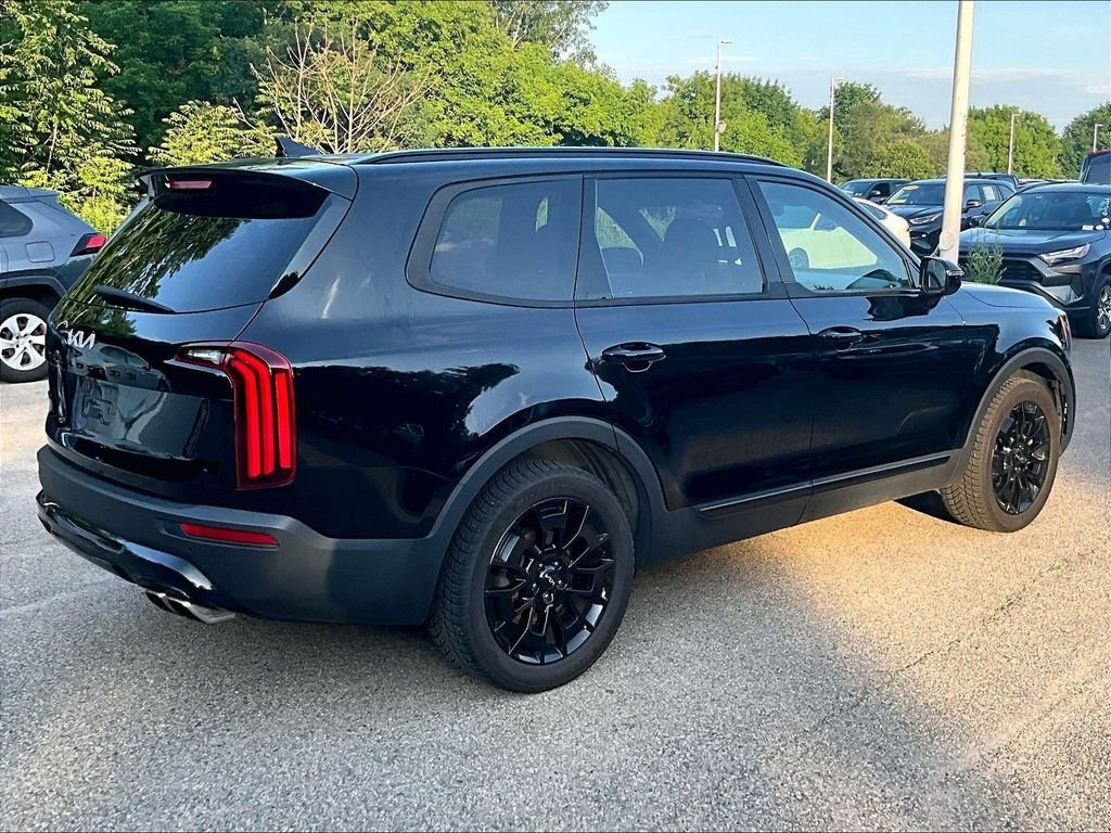 Used 2022 Black Kia SX image 6