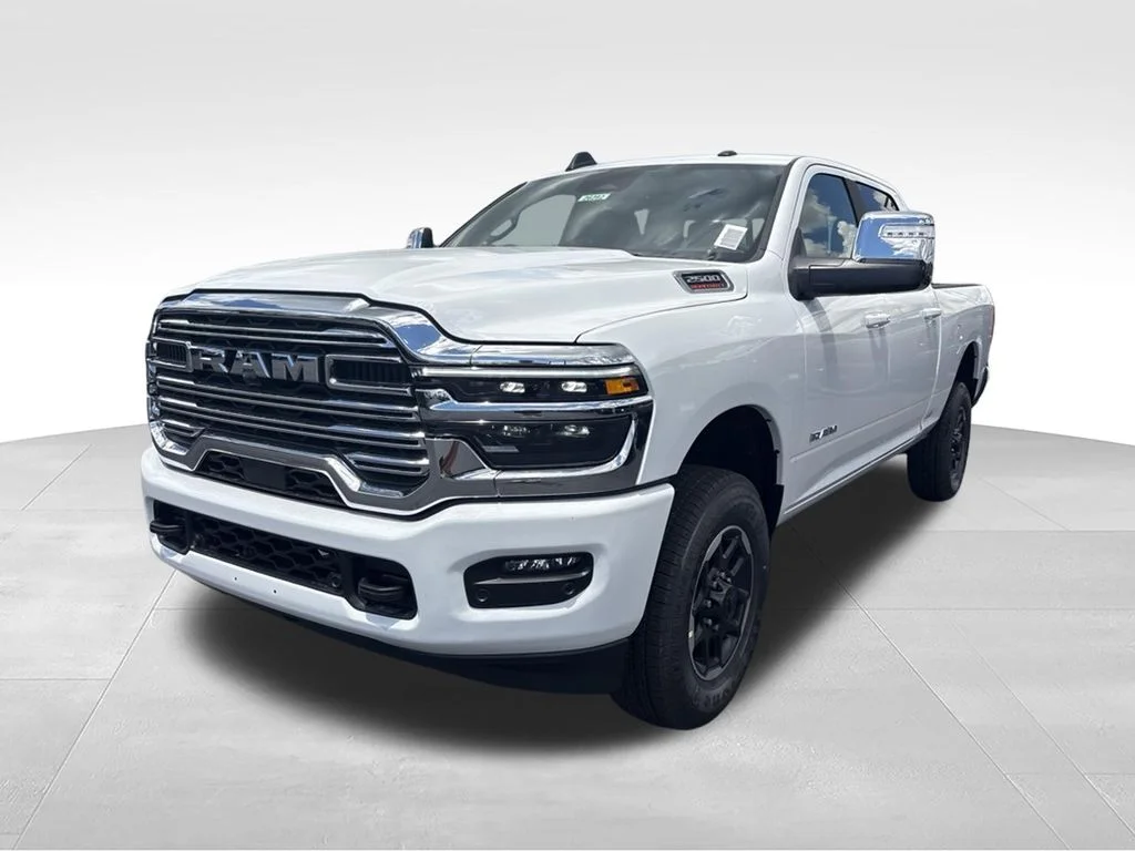 New 2026 Bright White Clear-Coat Exterior Paint RAM LARAMIE image 7