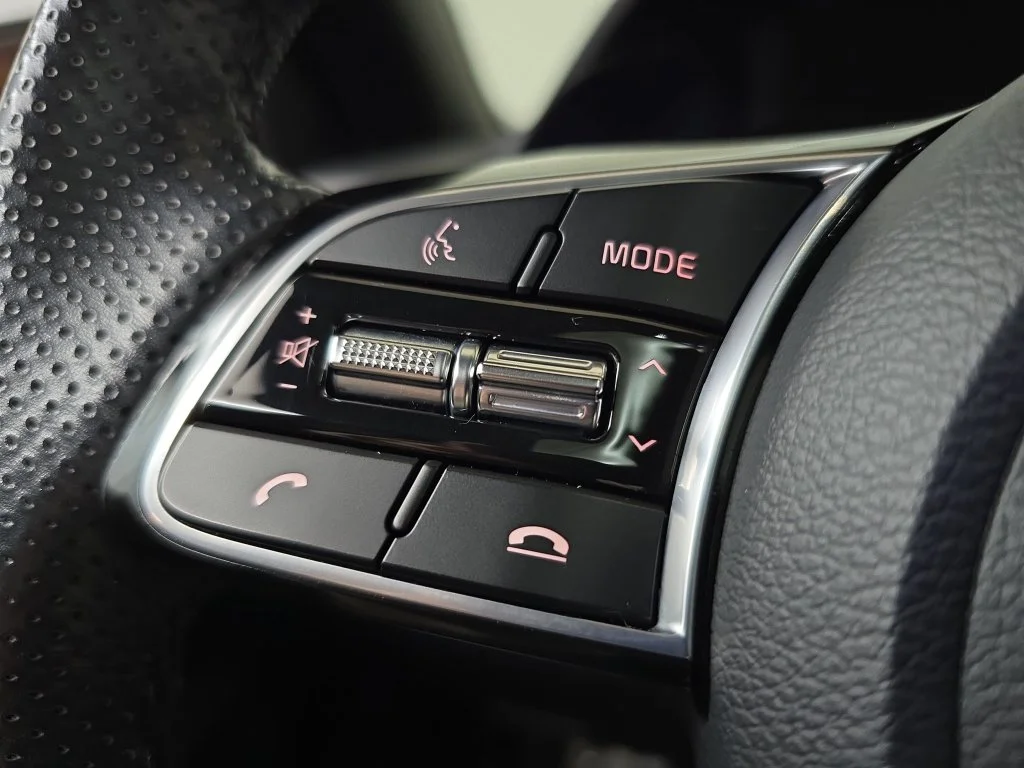 Used 2021 Black Kia GT-Line image 19