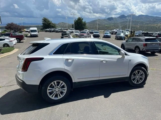 Used 2020 Crystal White Tricoat Cadillac Premium Luxury FWD image 8