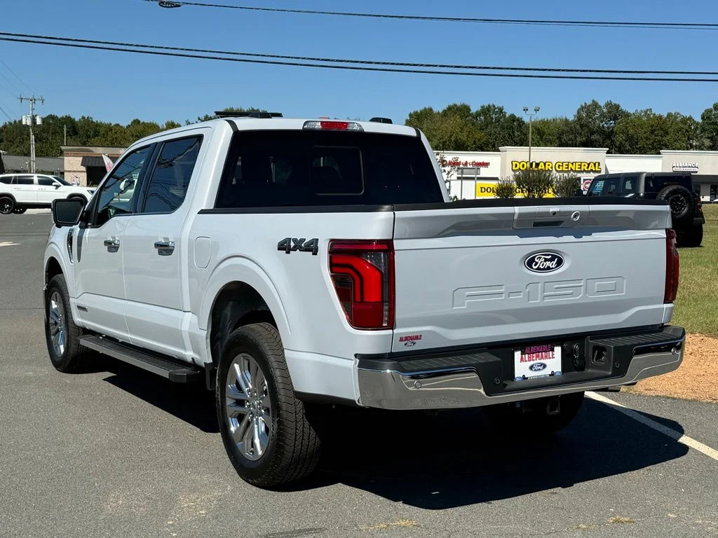 New 2025 White Ford Lariat image 6