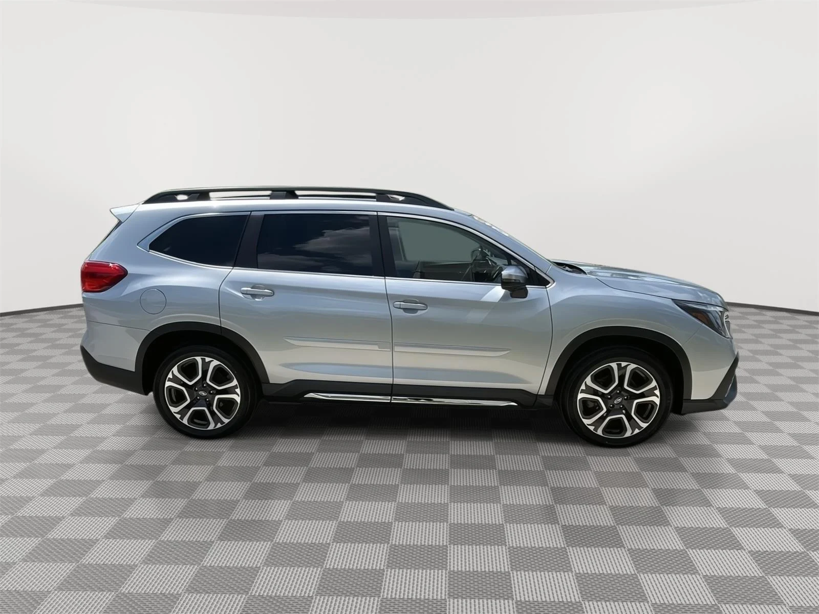 Certified Used 2023 Ice Silver Metallic Subaru Limited image 14