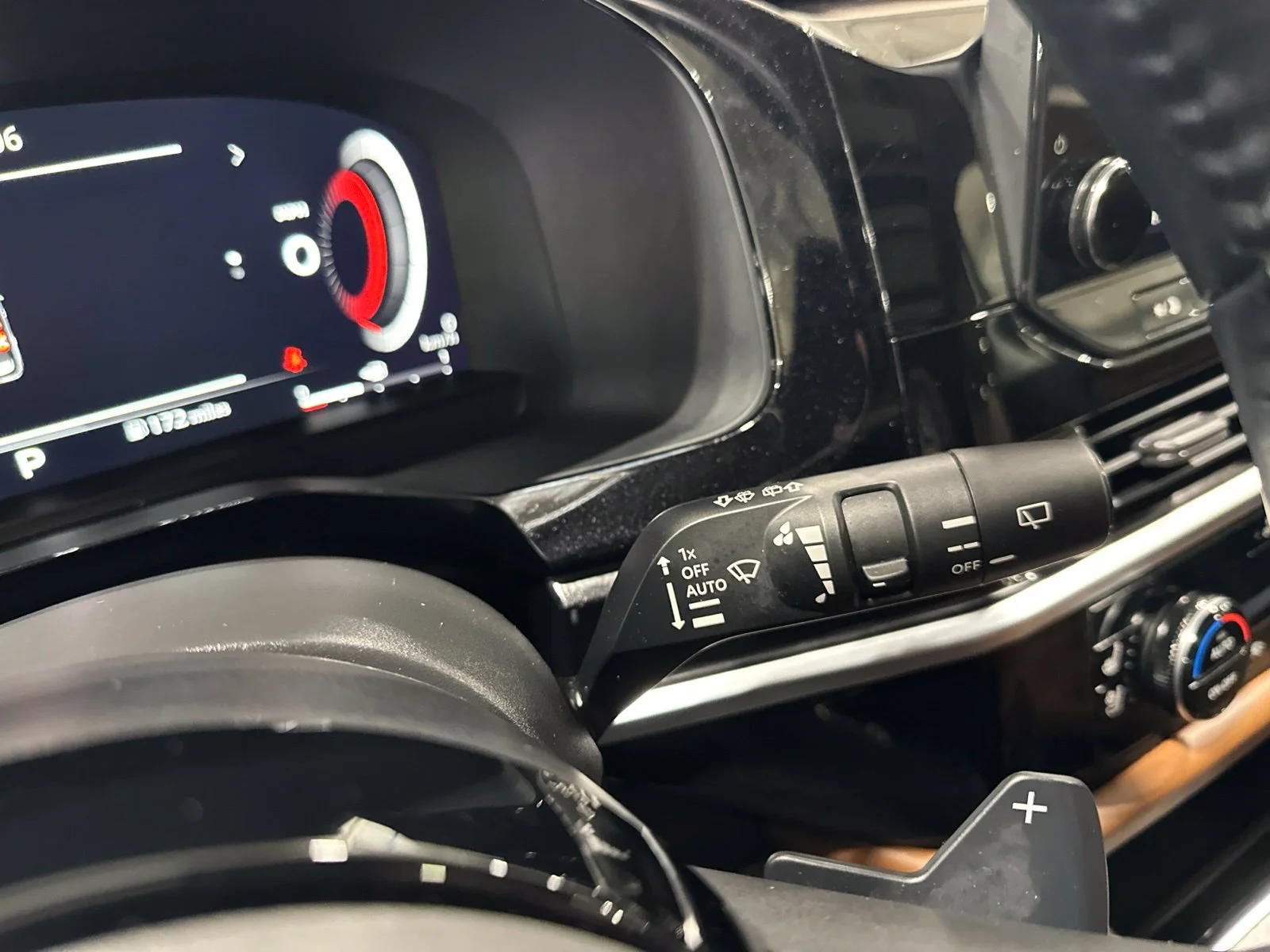 Used 2022 Gray Nissan Platinum image 48
