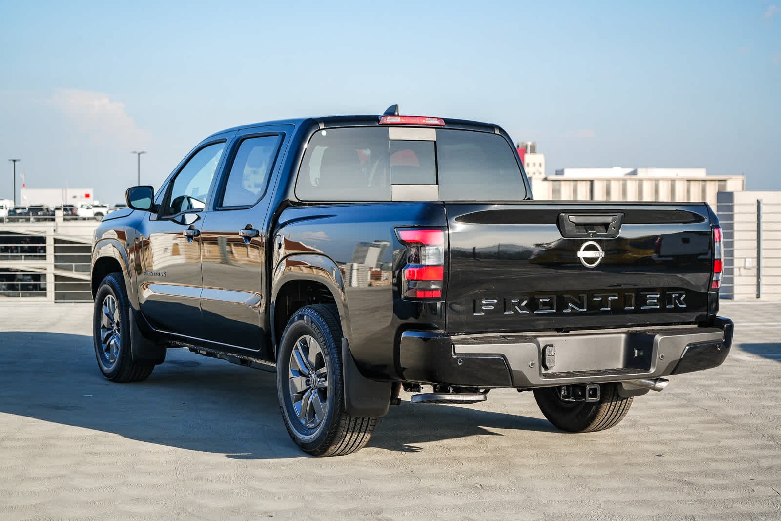 Nueva Nissan Crew Cab SV Super Black 2027, imagen 8