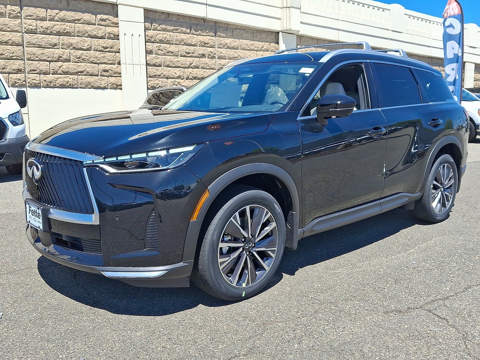 2027 INFINITI QX60's photo