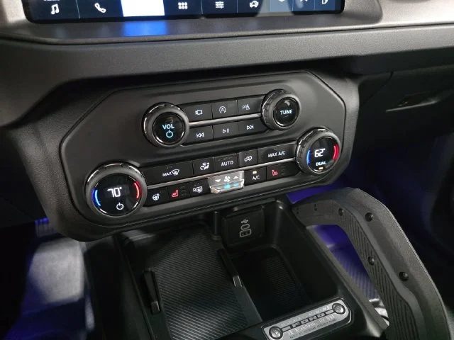 New 2026 Marsh Gray Ford Badlands image 24