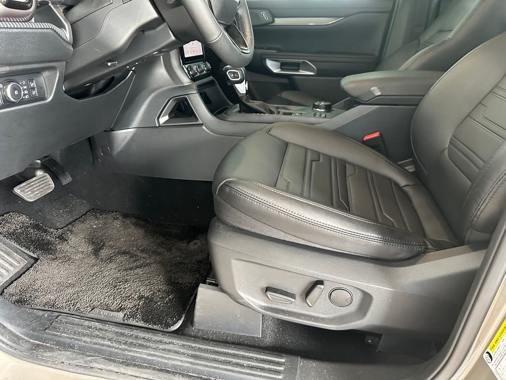 Used 2026 Gray Ford Lariat image 14