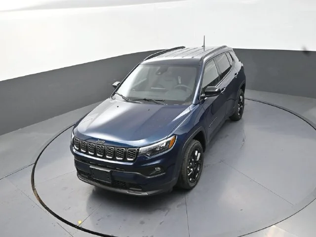New 2026 Fathom Blue Pearl-Coat Exterior Paint Jeep Latitude image 12