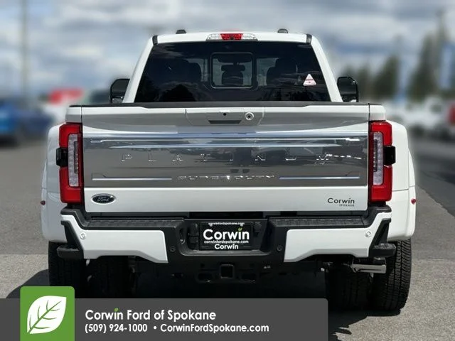 New 2026 Star White Metallic Tri-Coat Ford Platinum image 17