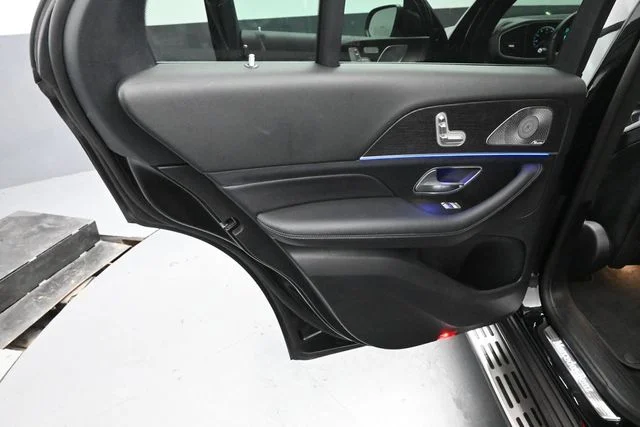 Used 2021 Black Mercedes-Benz GLE 350 image 24