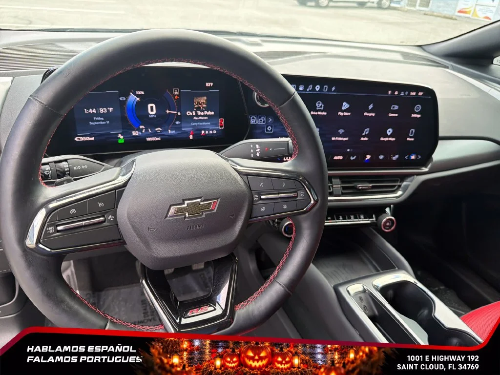 2024 Chevrolet Equinox EV RS - Photo 19