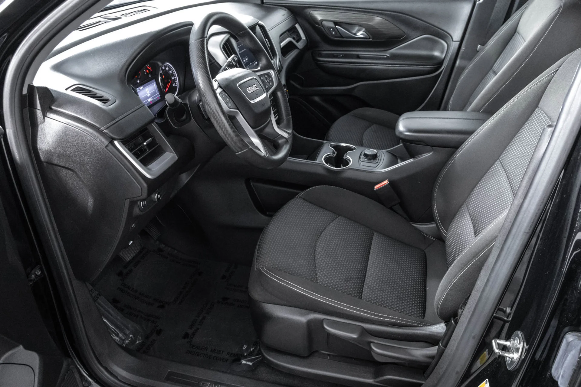 Used 2024 Ebony Twilight Metallic GMC SLE image 7