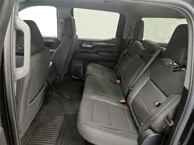 Used 2024 Onyx Black GMC Elevation image 23