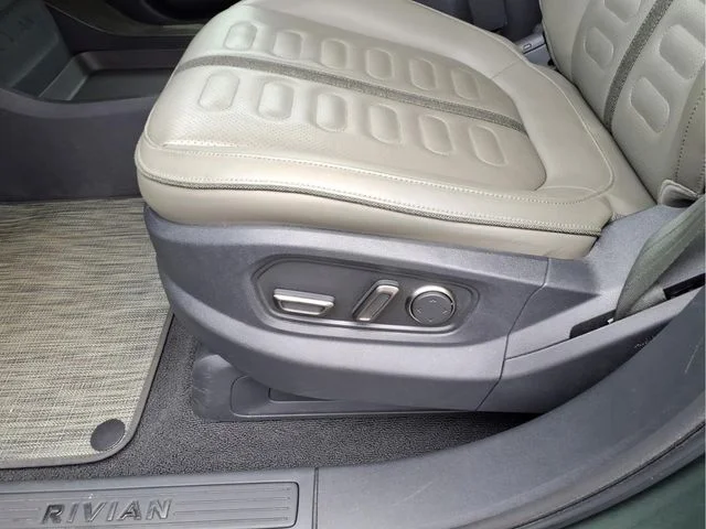 Used 2023 Green Rivian Adventure image 20