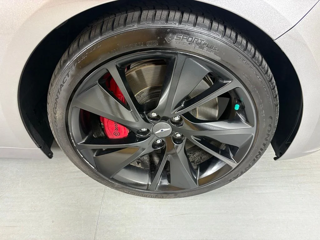 Used 2023 Silver Genesis 3.3T image 10
