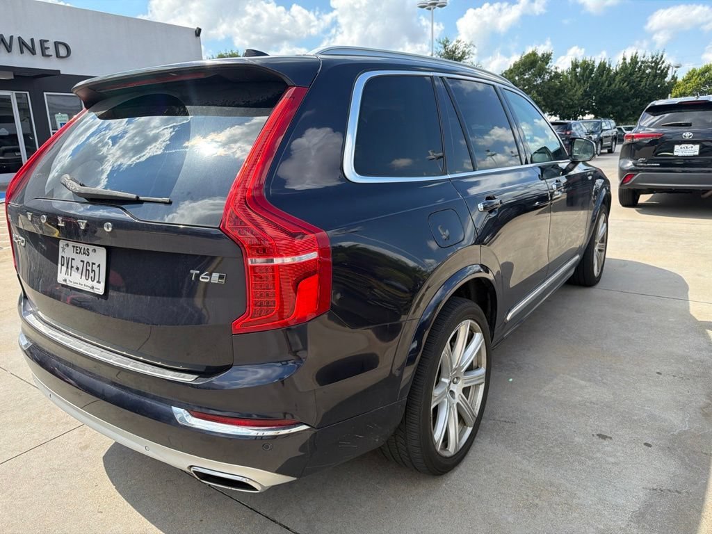 Used 2019 Magic Blue Metallic Volvo T6 Inscription image 5