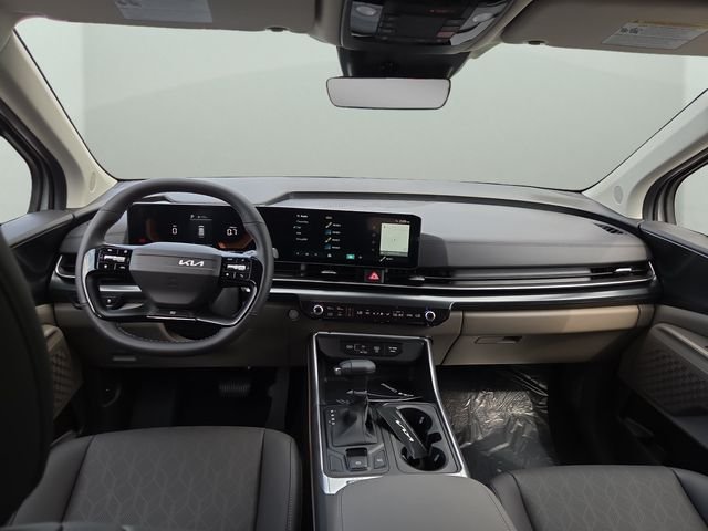 New 2027 White Kia LXS image 2