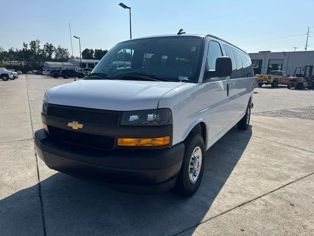 2025 Chevrolet Express Passenger