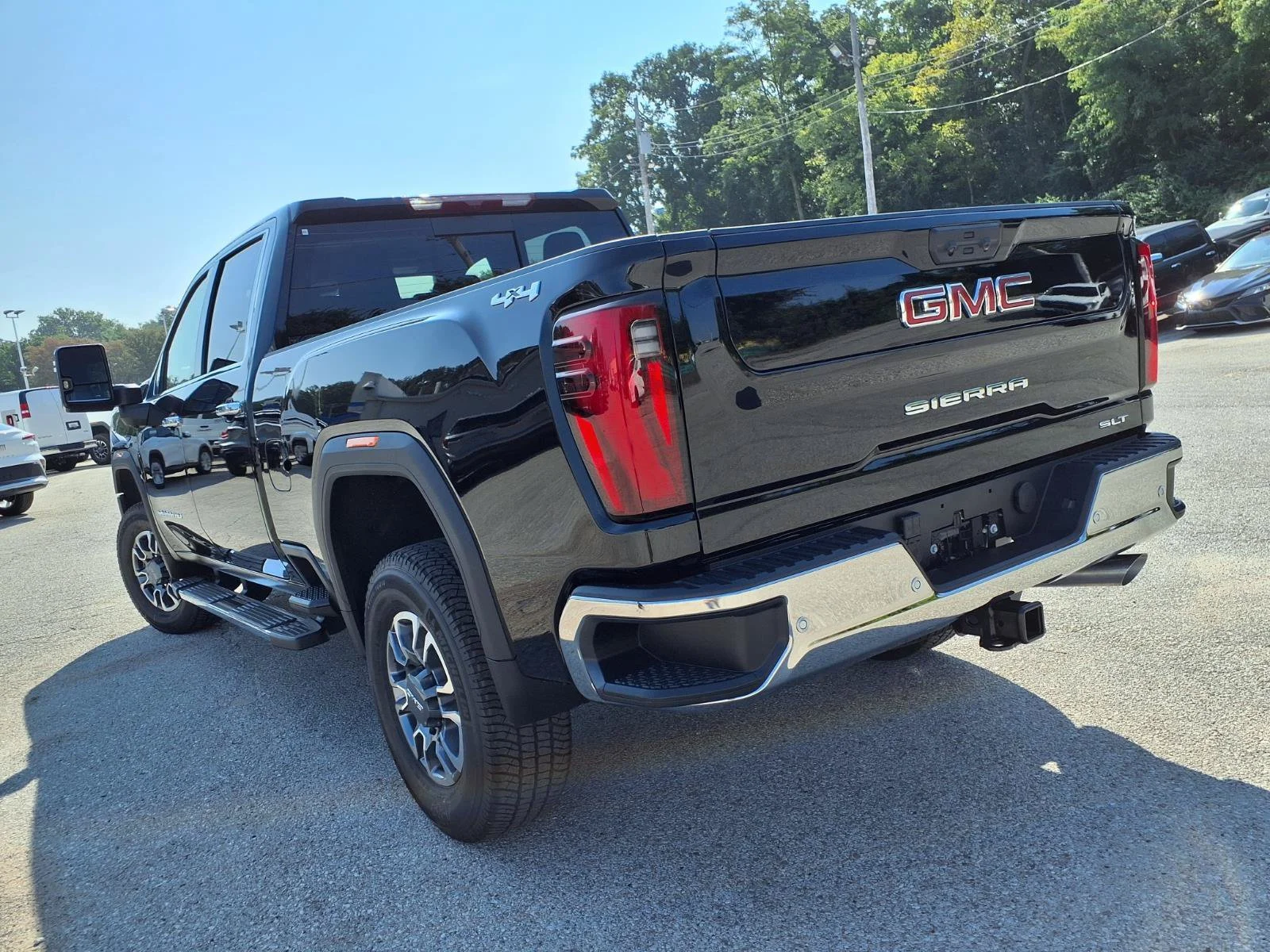 New 2026 Onyx Black GMC SLT image 26