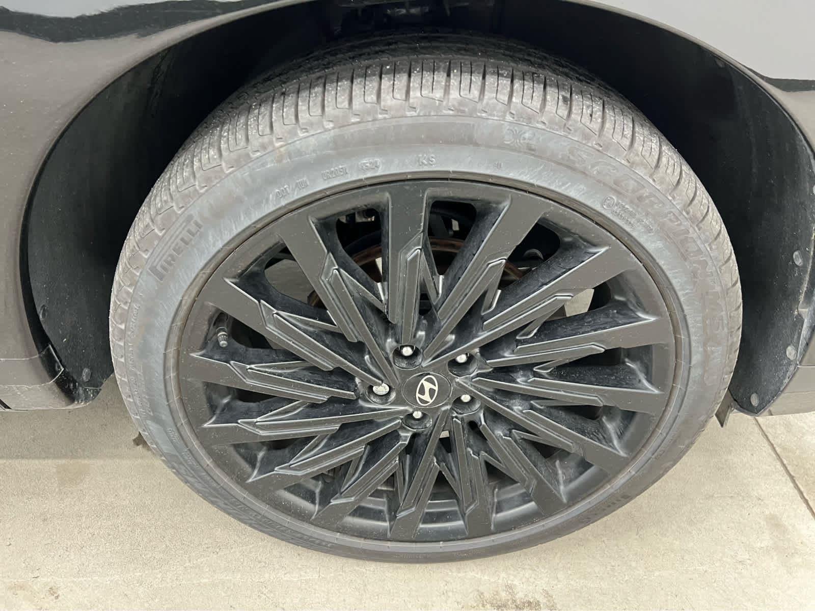 Used 2025 Atlantis Blue Hyundai Calligraphy image 9