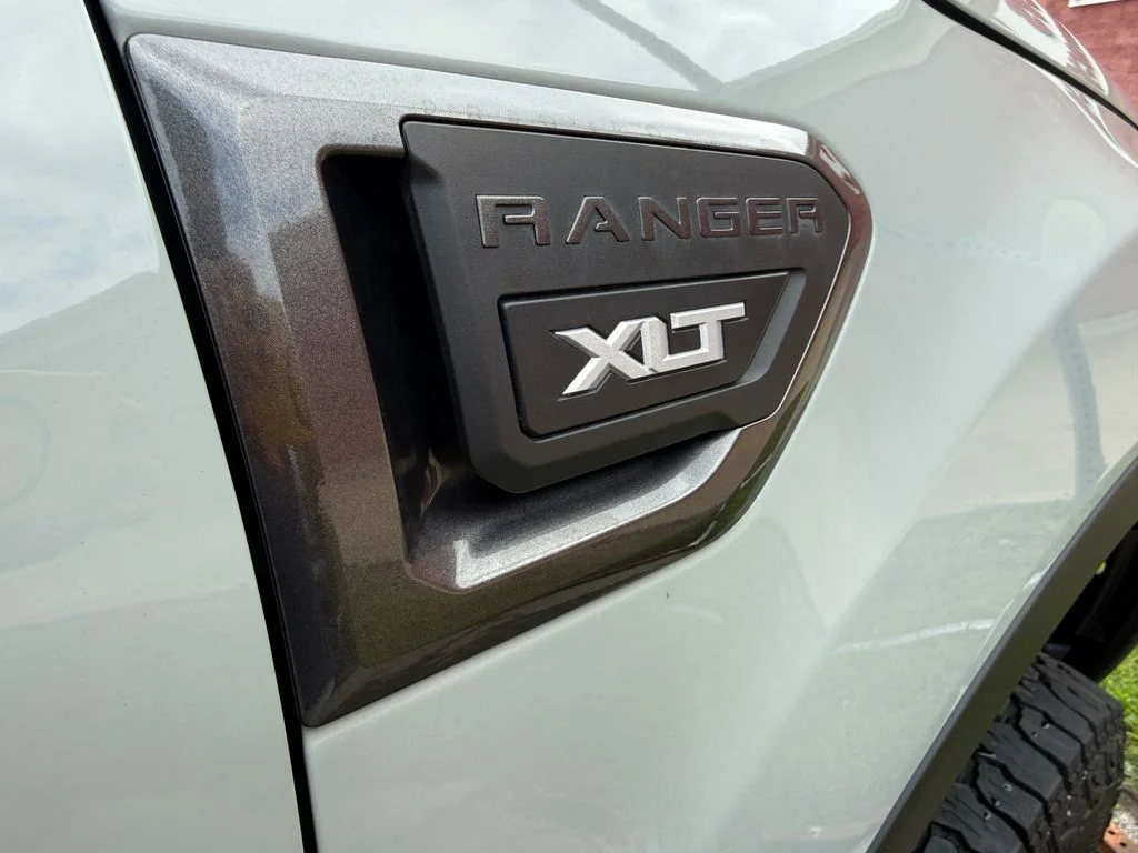 Used 2023 Green Ford XLT image 9