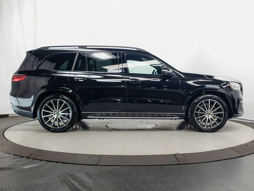 Used 2026 Black Mercedes-Benz GLS 580 image 36