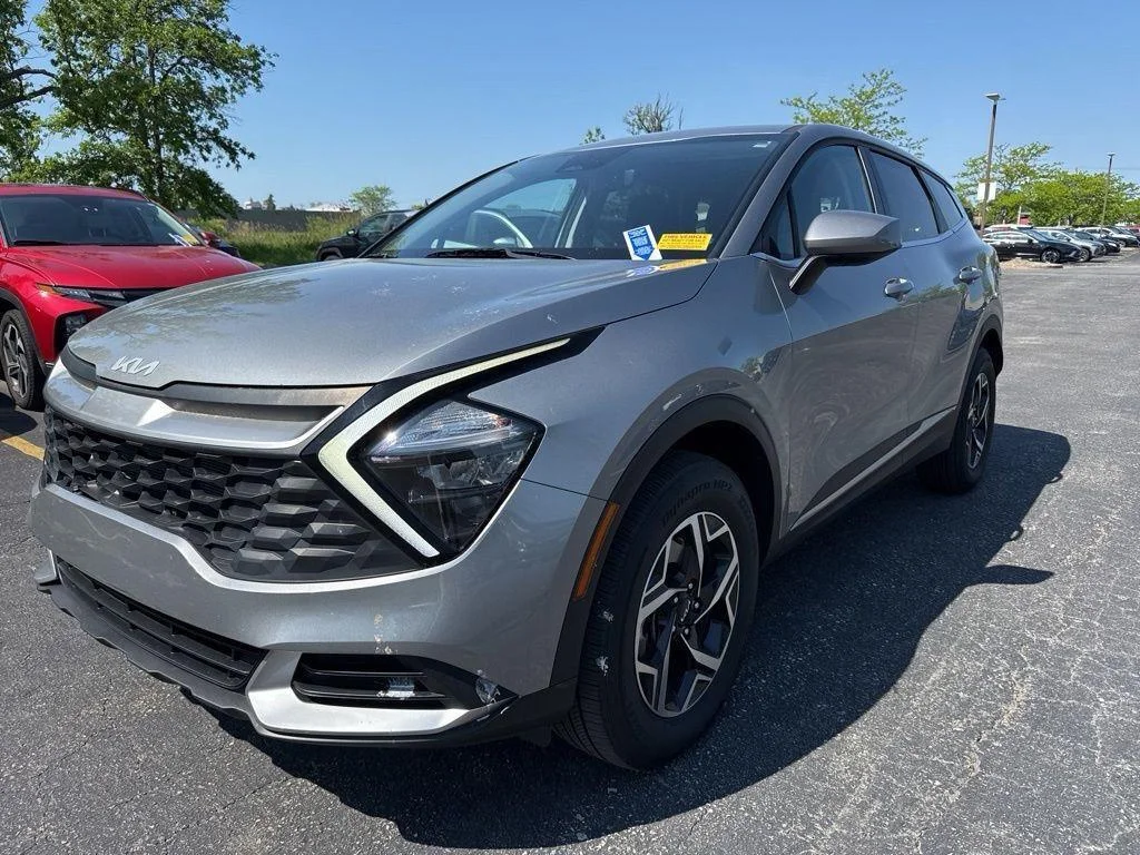 Used 2023 Steel Gray Kia LX image 6