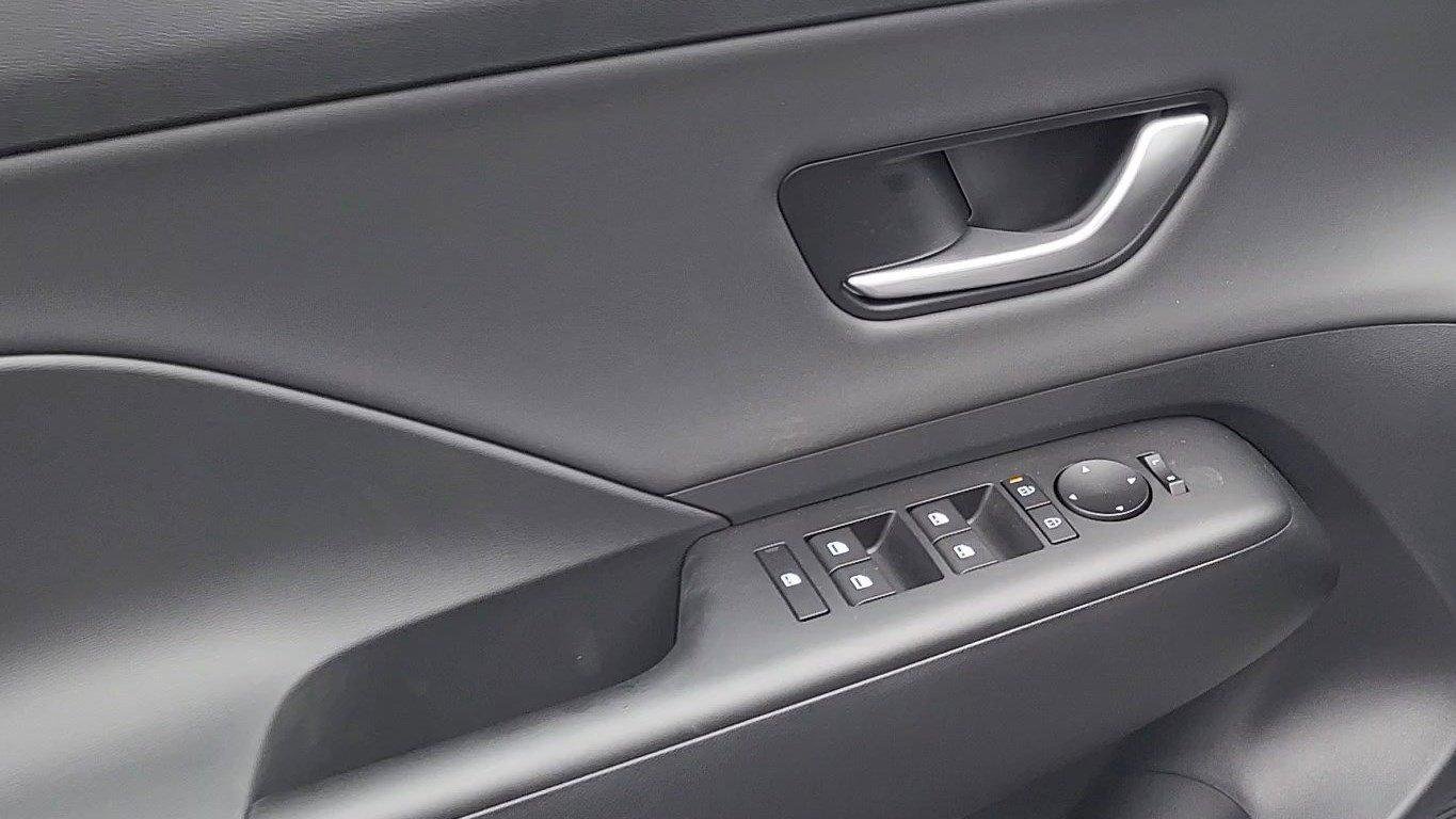 New 2026 Atlas White Hyundai SEL Premium AWD image 11