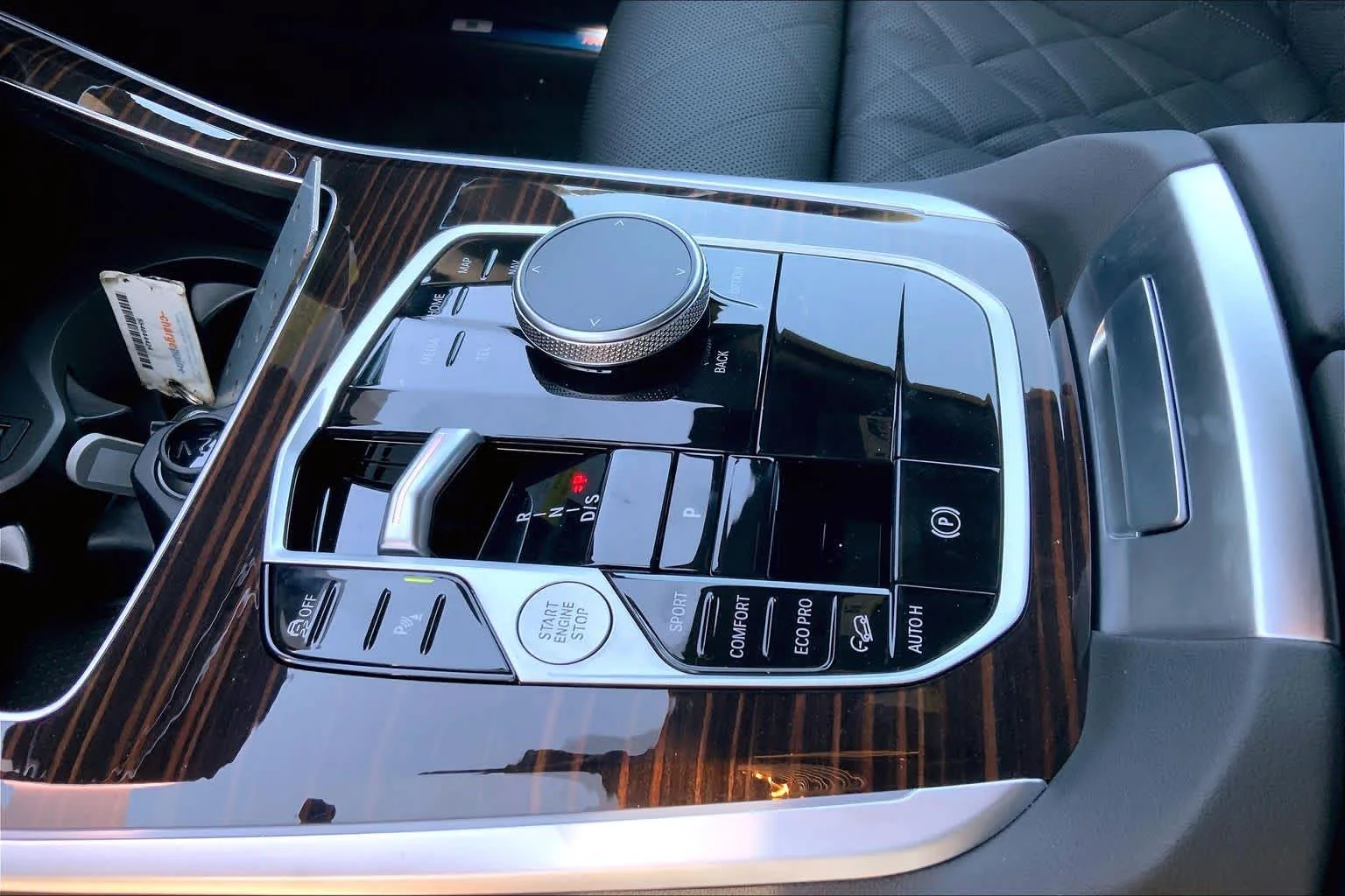 New 2026 Skyscraper Grey Metallic BMW xDrive40i image 7
