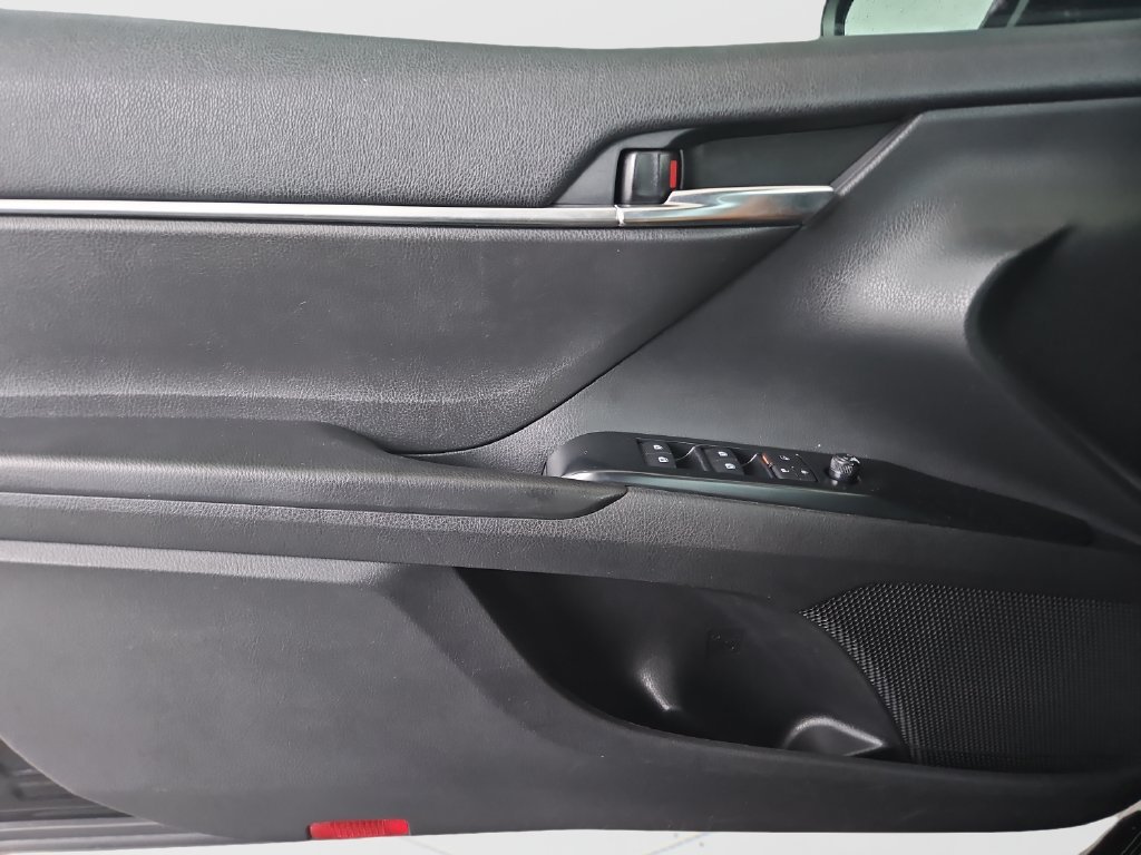 Used 2020 Black Toyota SE image 18
