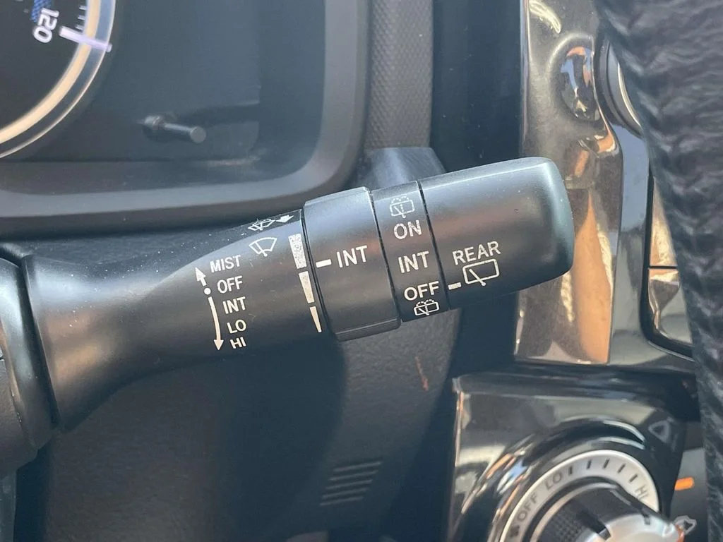 2017 Toyota 4Runner Off-Road Premium - Photo 13